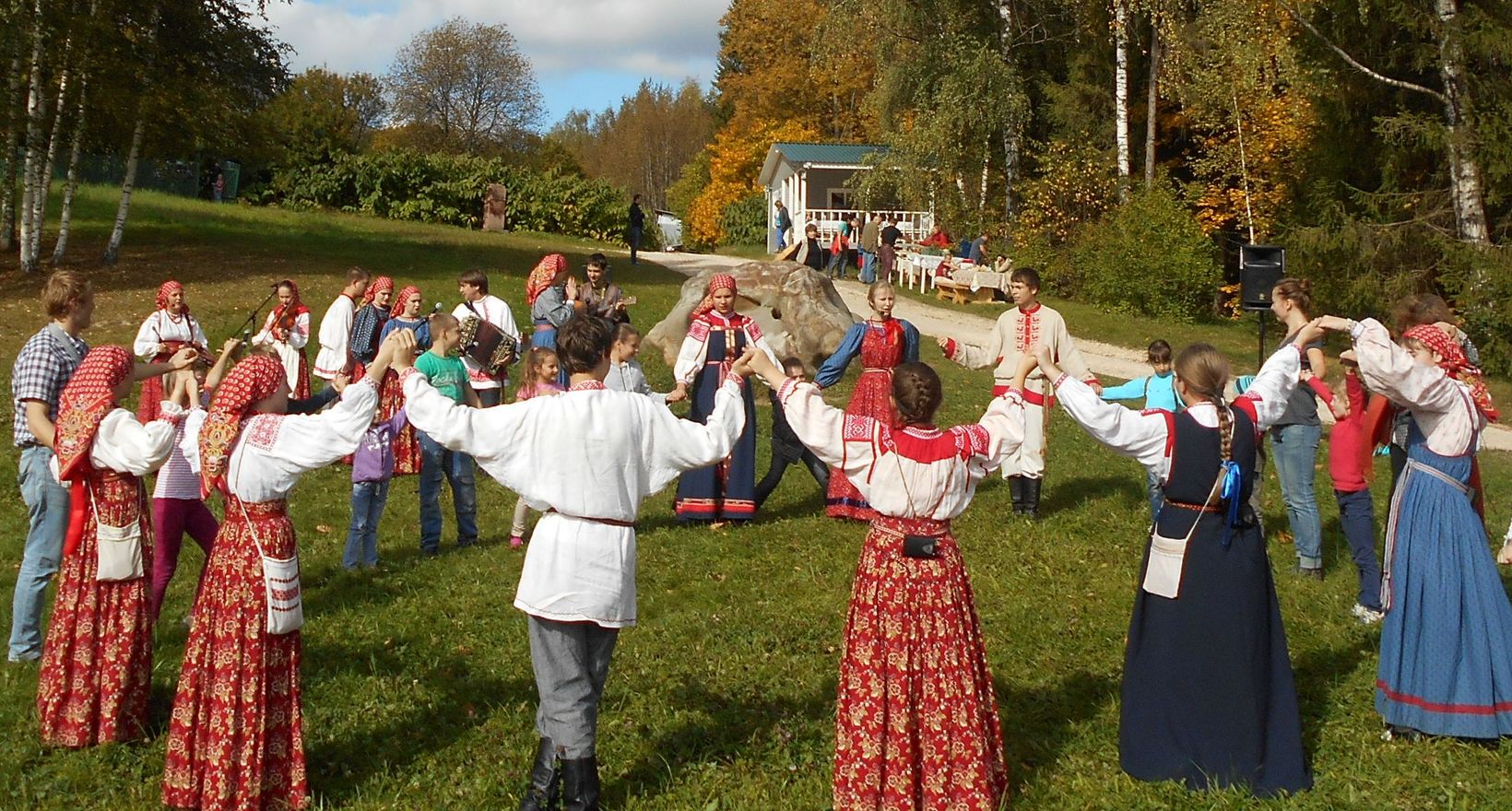 Русский народный праздник «Осенины на Руси».