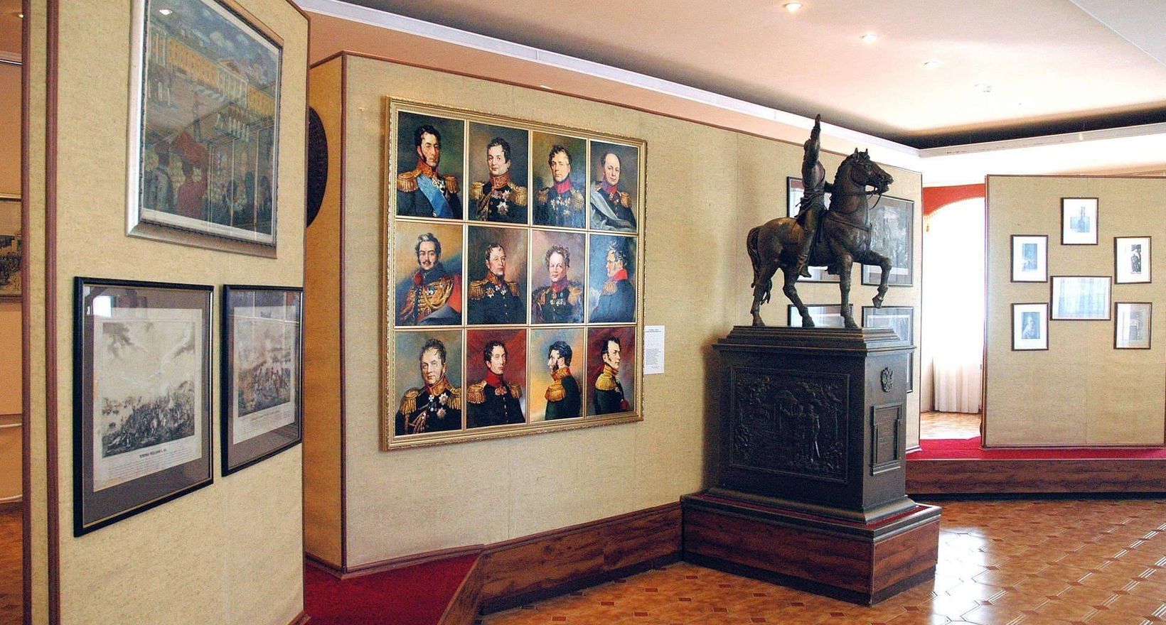 Экскурсия по экспозиции Военно-исторического музея