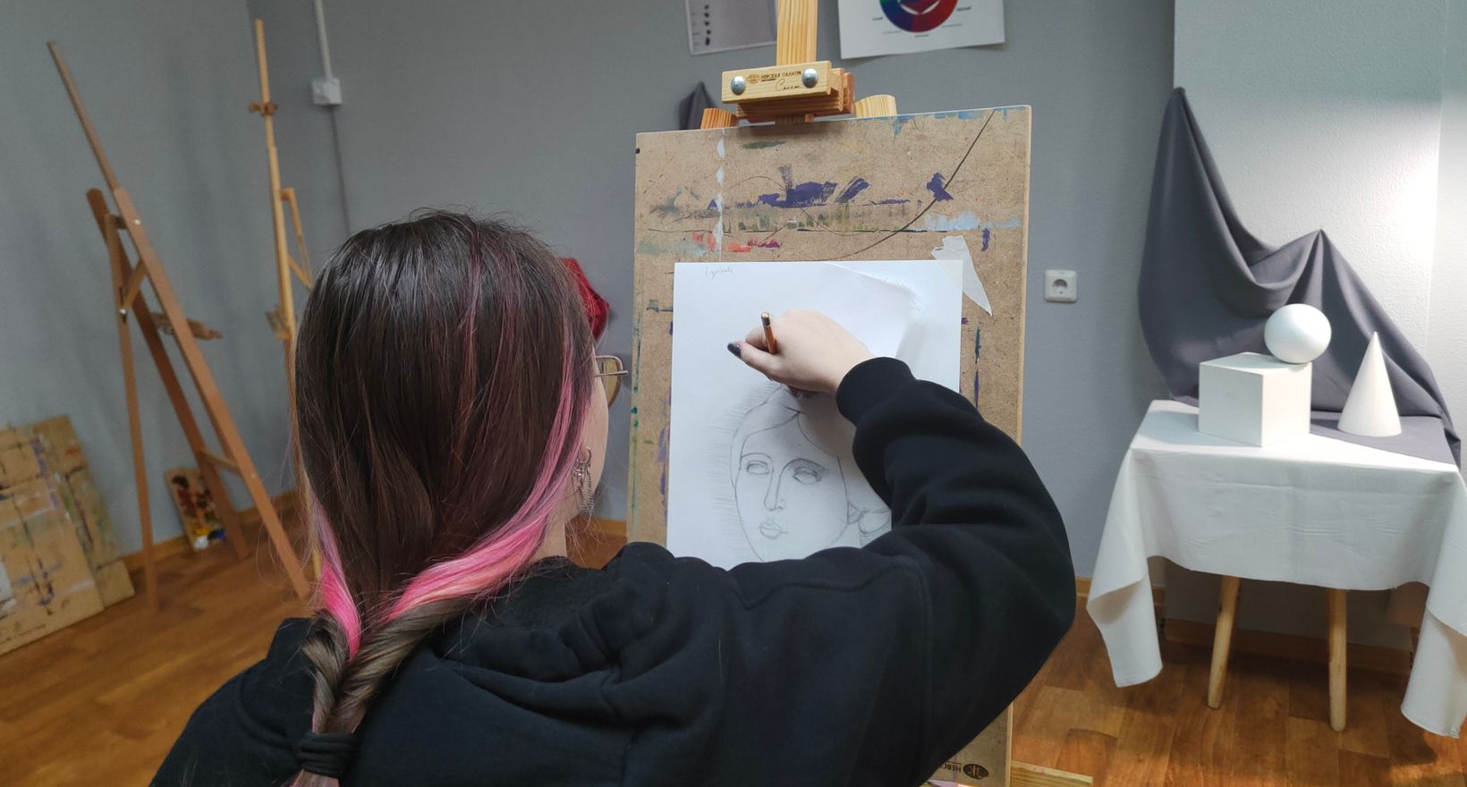 Курс «Рисование с натуры» для посетителей 16-22 лет