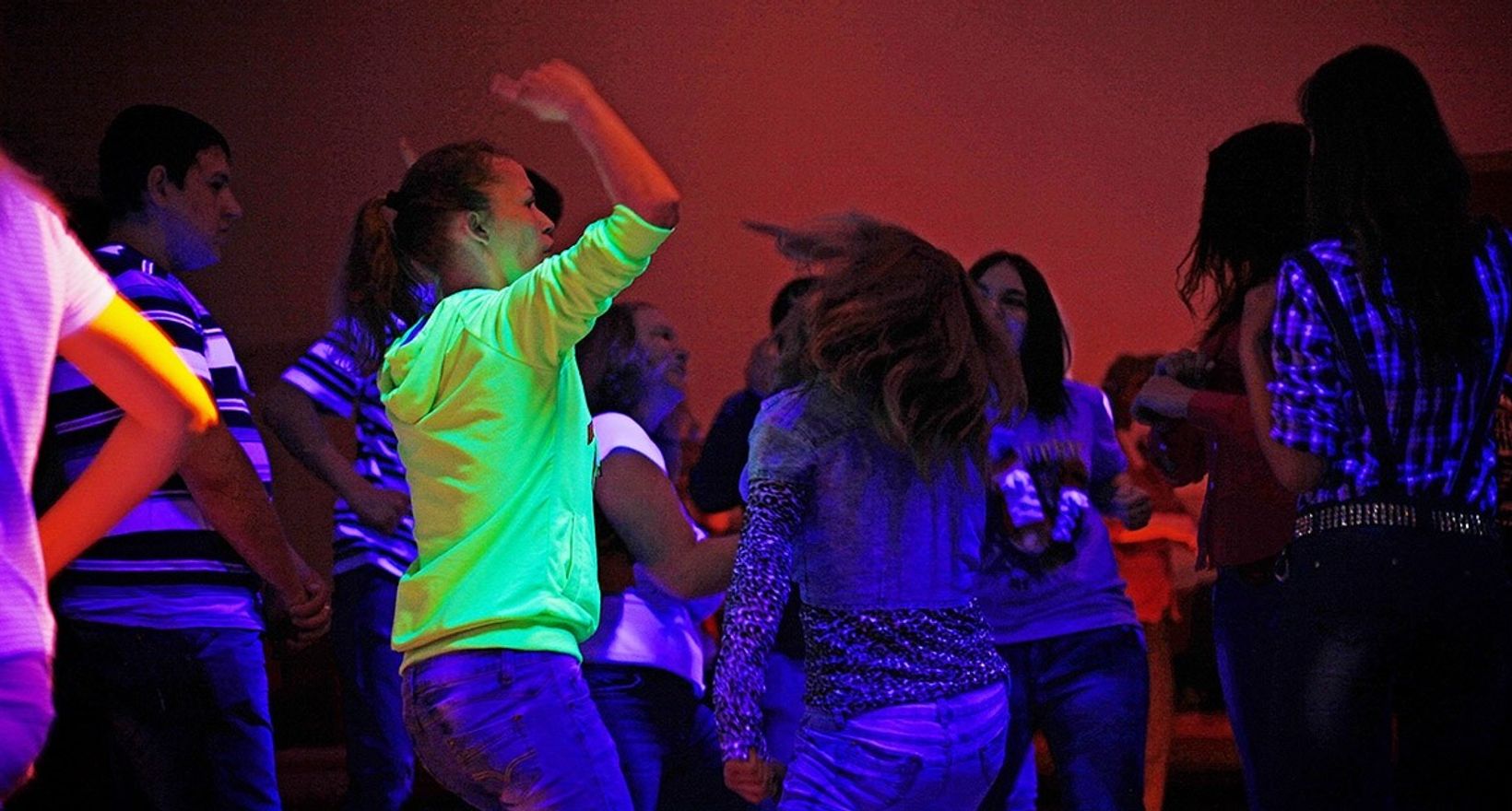 Танцевальная программа для подростков «#Зажигай!»