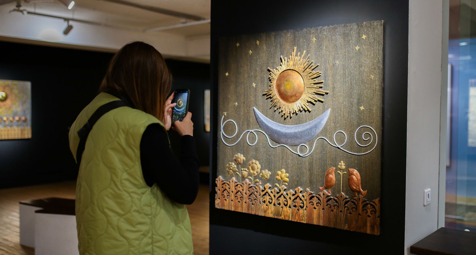 Выставка «На линии солнца»