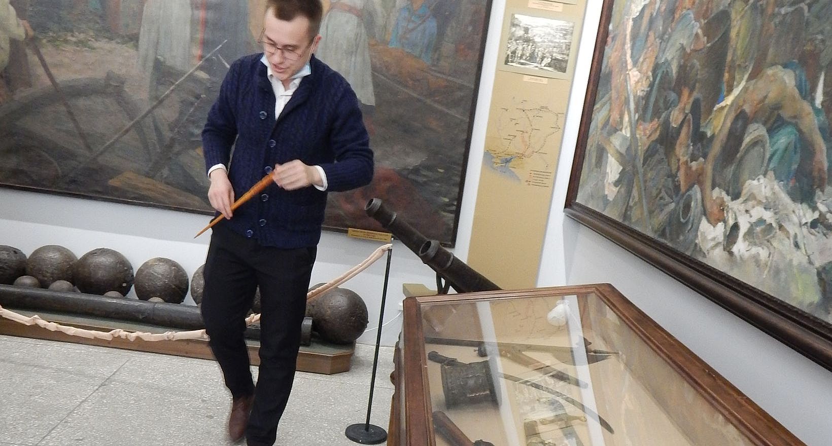 «Произведения оружейного искусства в собрании музея»