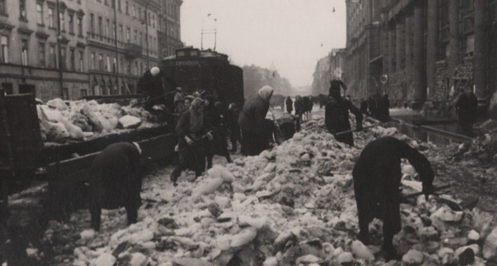Блокада Ленинграда Весна 1942