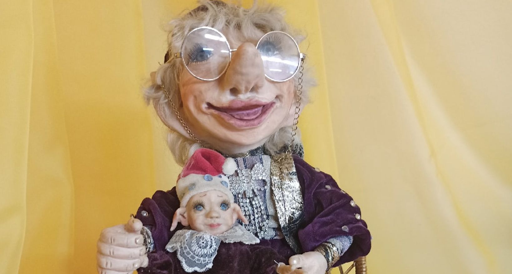 Выставка "Путешествие в мир кукол"