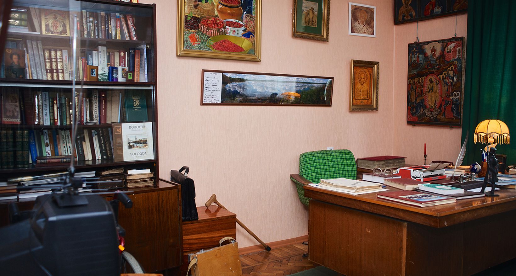 Экспозиция Музея-квартиры В.И. Белова