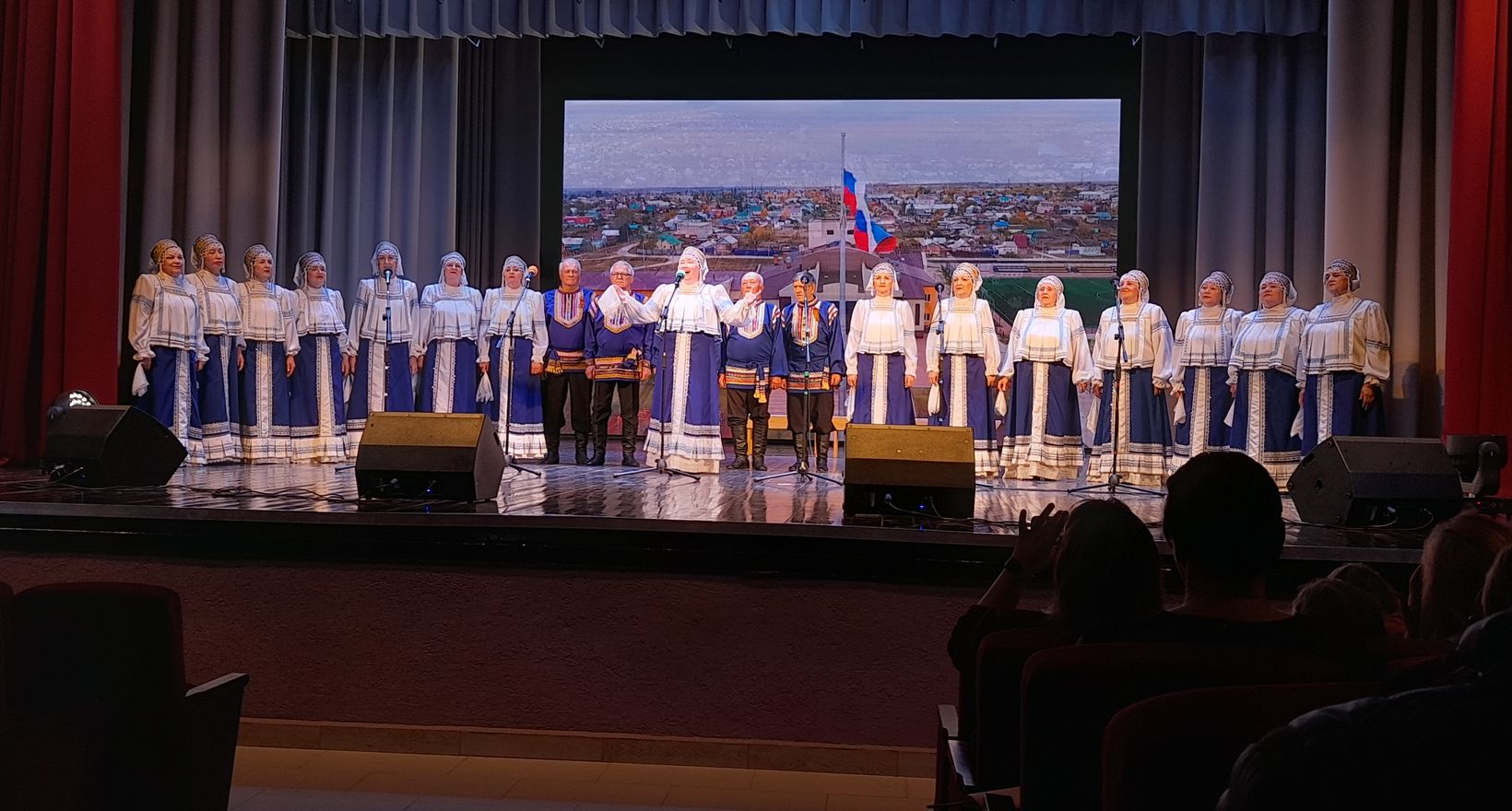 Концертная программа "Отвага, мужество и честь"