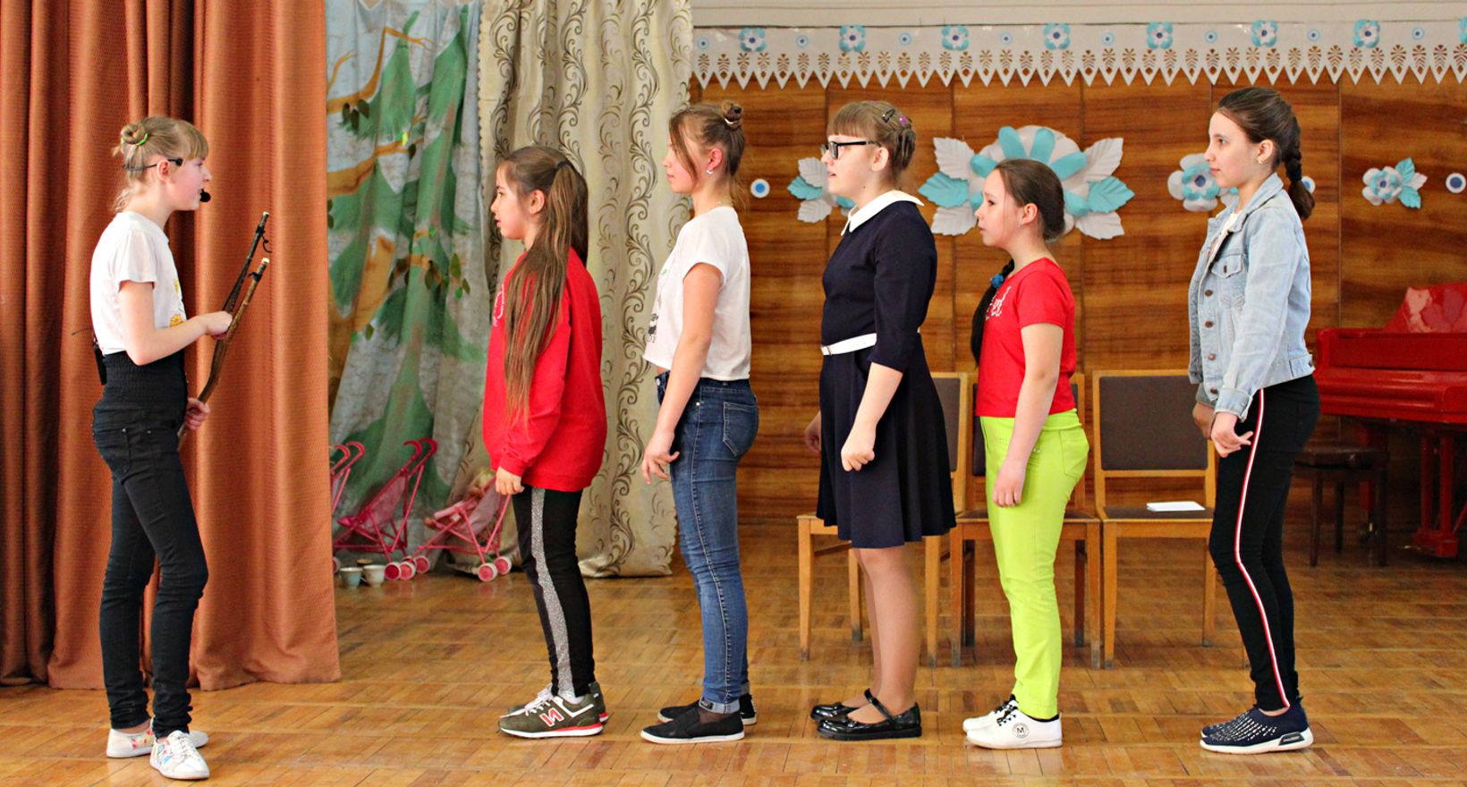 Школа открывает театральную студию «Гримасики».