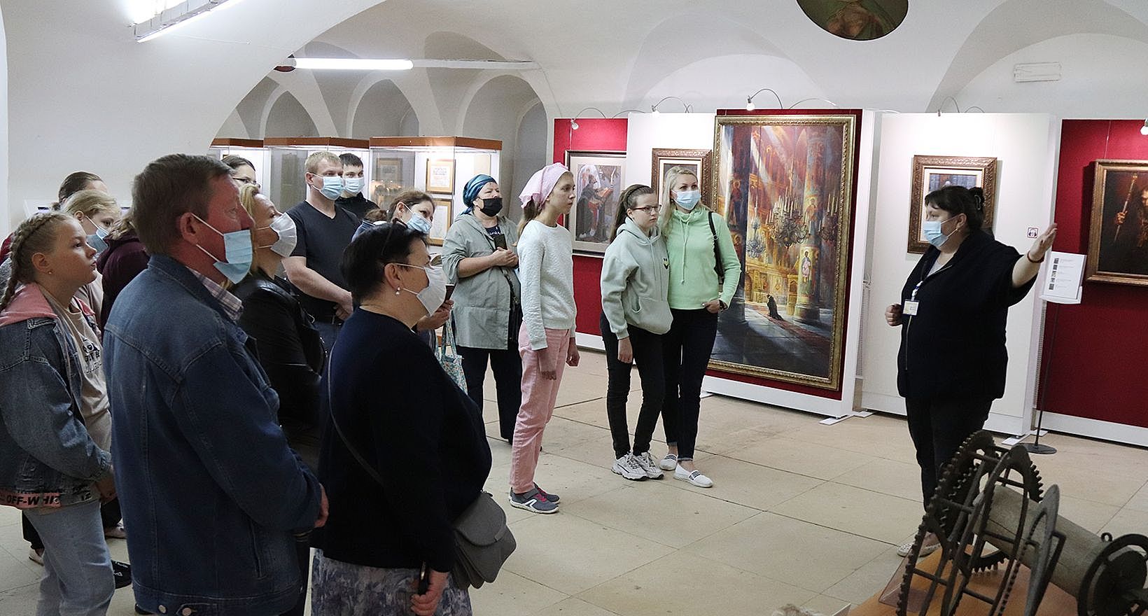 Обзорная экскурсия по Александровскому кремлю