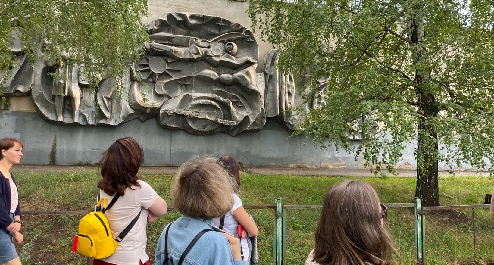 Пешеходная экскурсия «Город в городе».