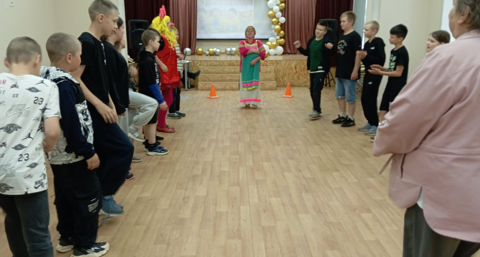 Русские народные посиделки «Счастье в каждом доме»